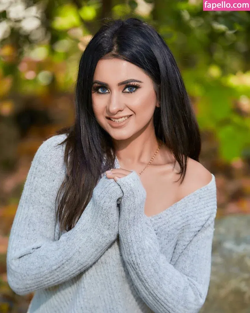 Meetii Kalher Onlyfans Photo Gallery 