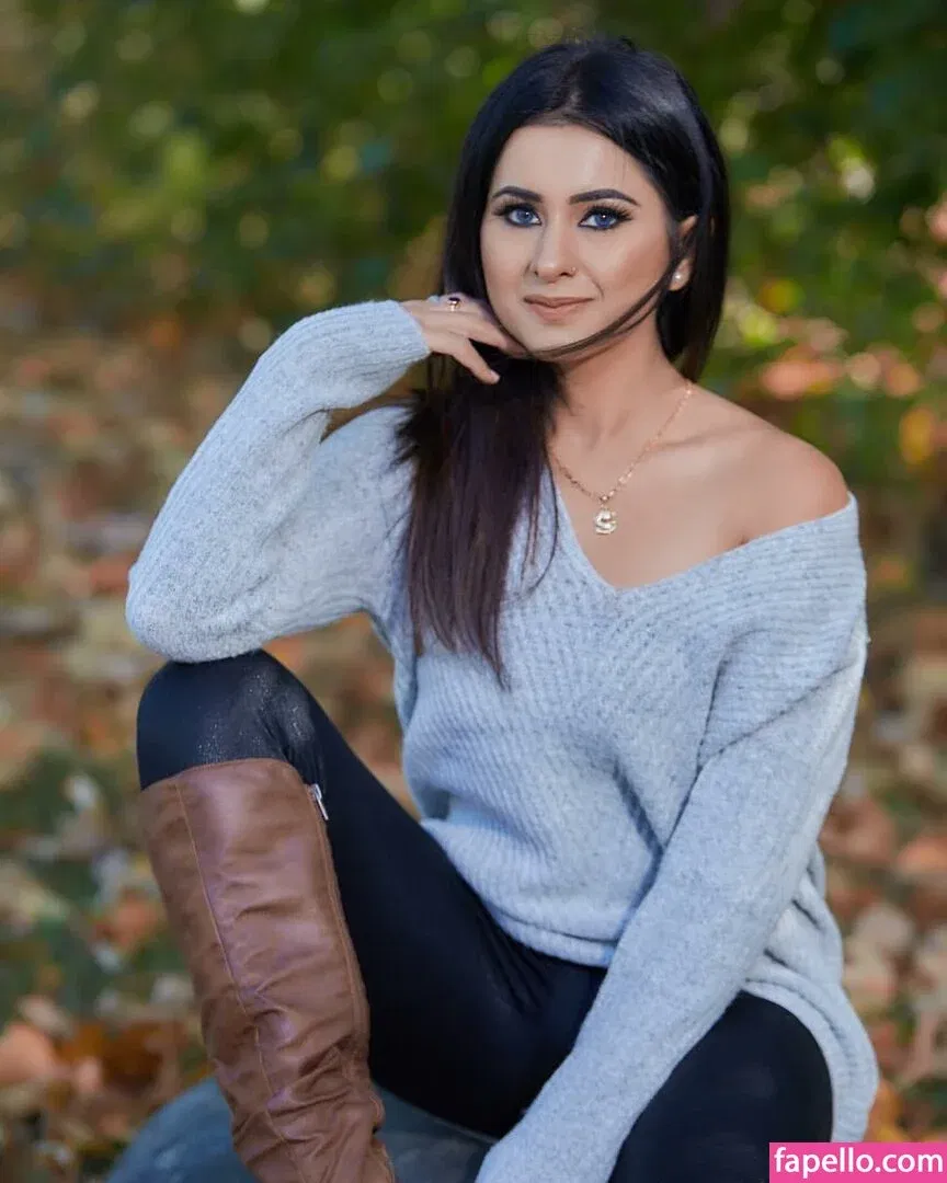 Meetii Kalher Onlyfans Photo Gallery 