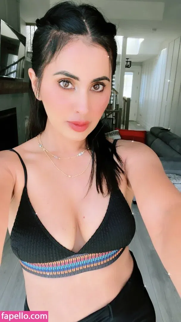 Meetii Kalher Onlyfans Photo Gallery 