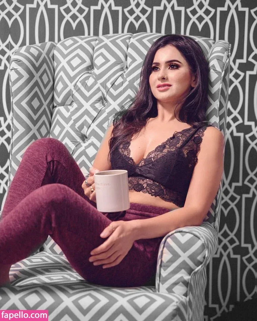 Meetii Kalher Onlyfans Photo Gallery 