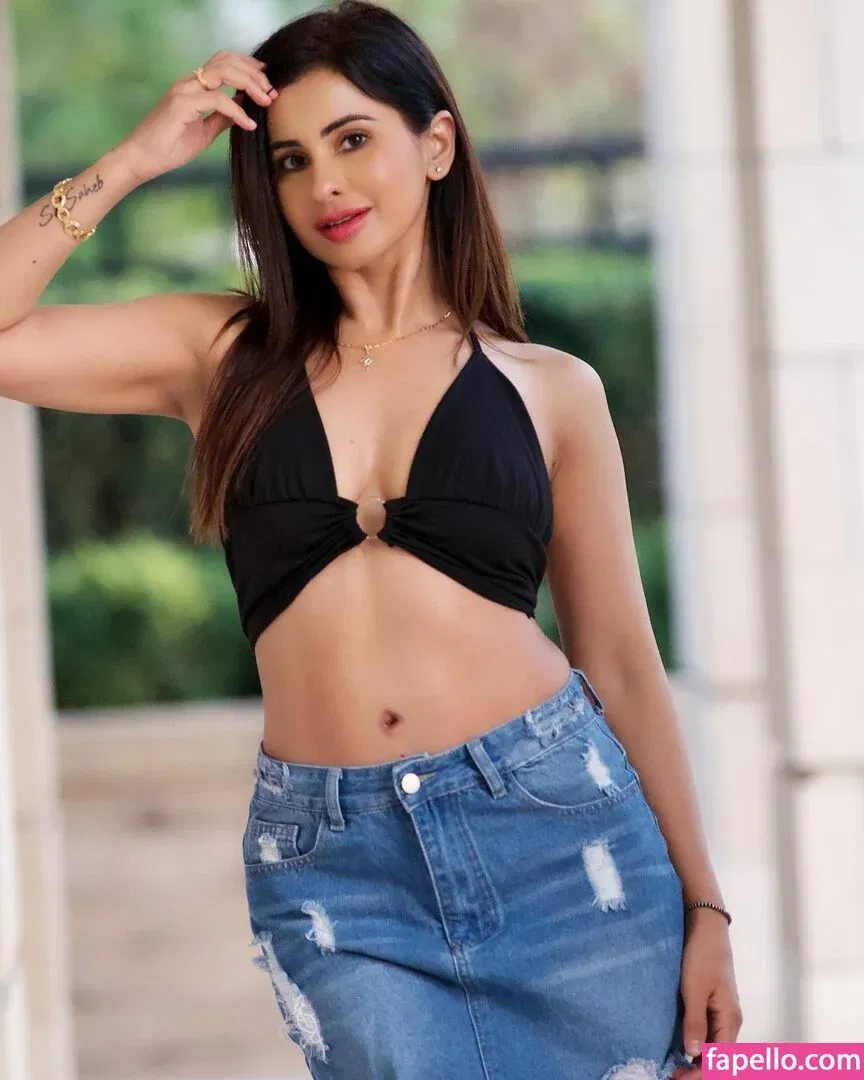 Meetii Kalher Onlyfans Photo Gallery 