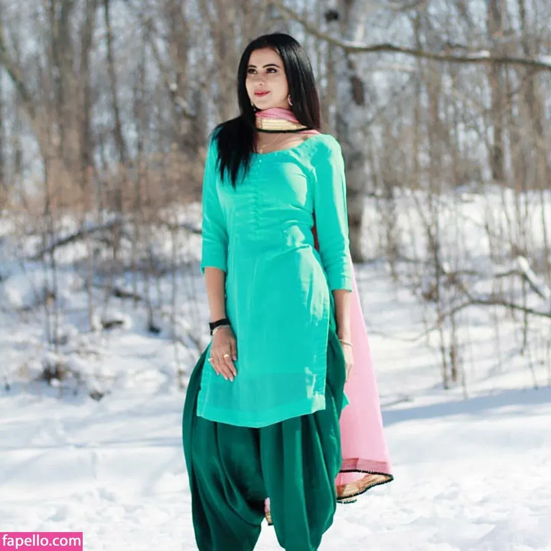 Meetii Kalher Onlyfans Photo Gallery 