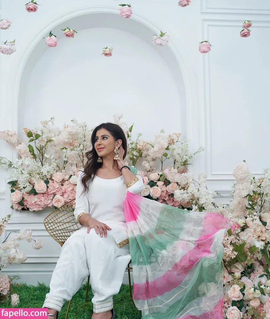 Meetii Kalher Onlyfans Photo Gallery 