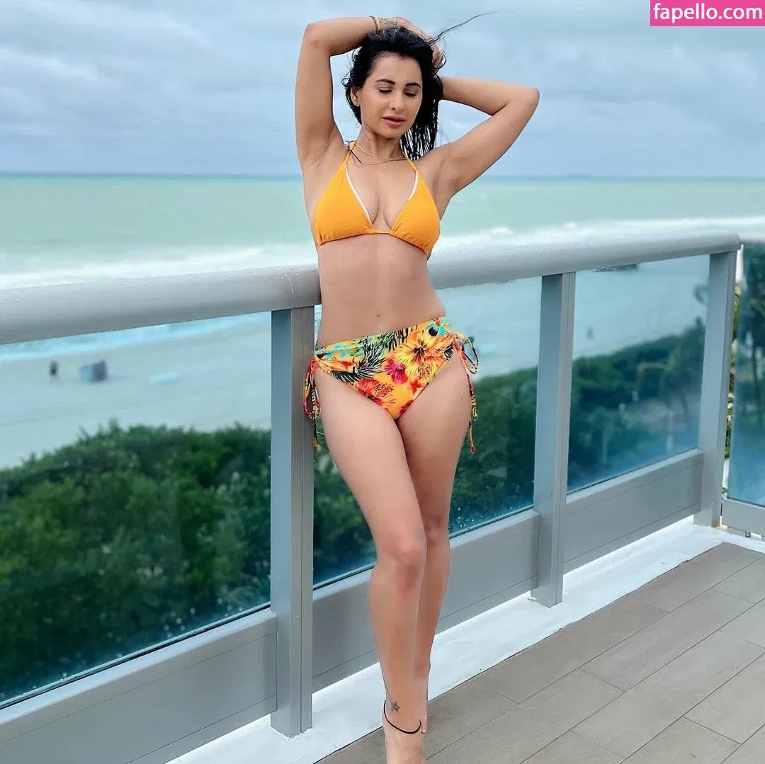 Meetii Kalher Onlyfans Photo Gallery 