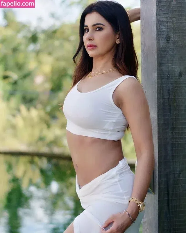 Meetii Kalher Onlyfans Photo Gallery 