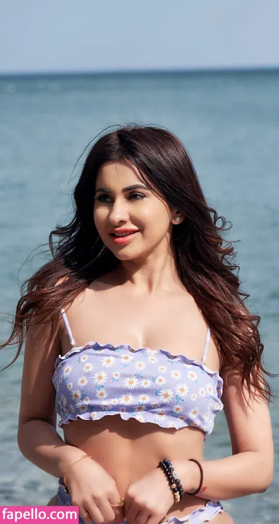 Meetii Kalher Onlyfans Photo Gallery 