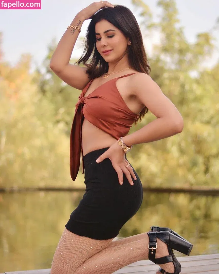 Meetii Kalher Onlyfans Photo Gallery 