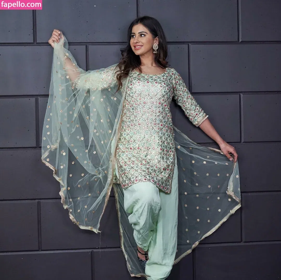 Meetii Kalher Onlyfans Photo Gallery 