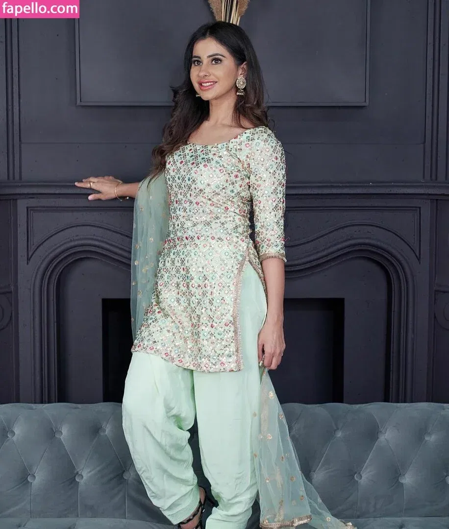 Meetii Kalher Onlyfans Photo Gallery 