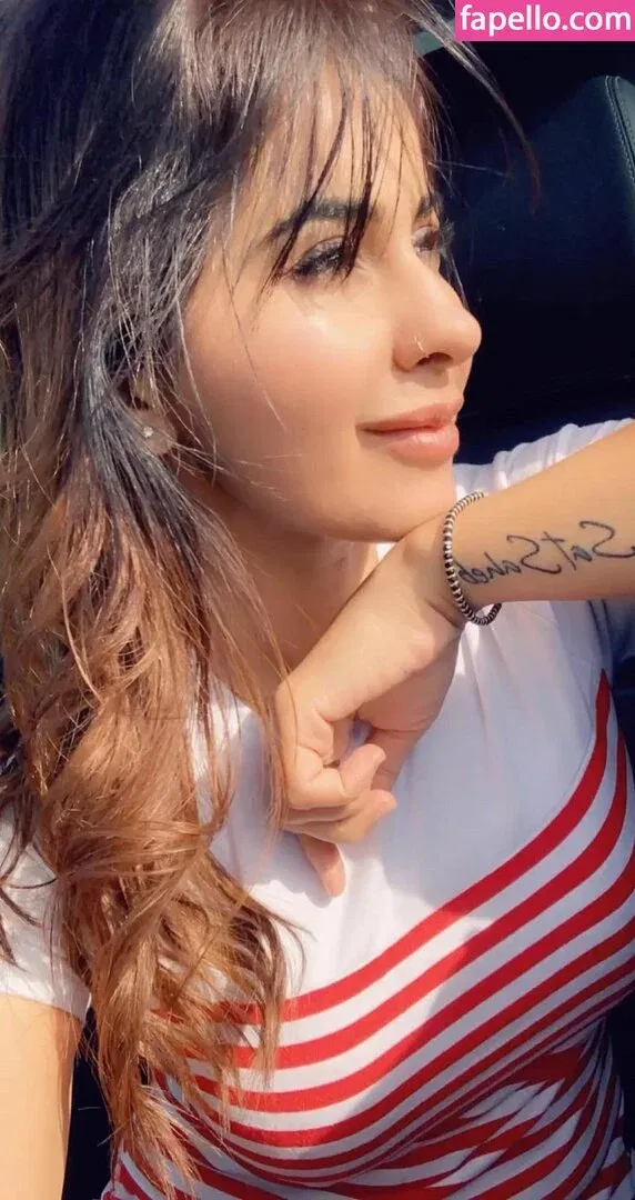 Meetii Kalher Onlyfans Photo Gallery 