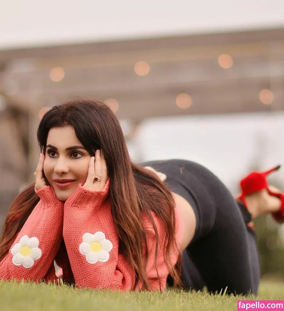 Meetii Kalher Onlyfans Photo Gallery 