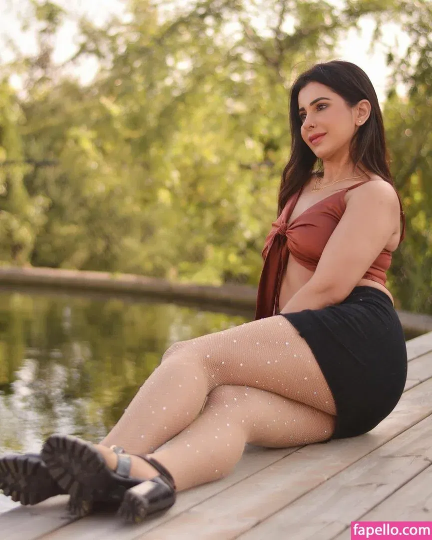 Meetii Kalher Onlyfans Photo Gallery 