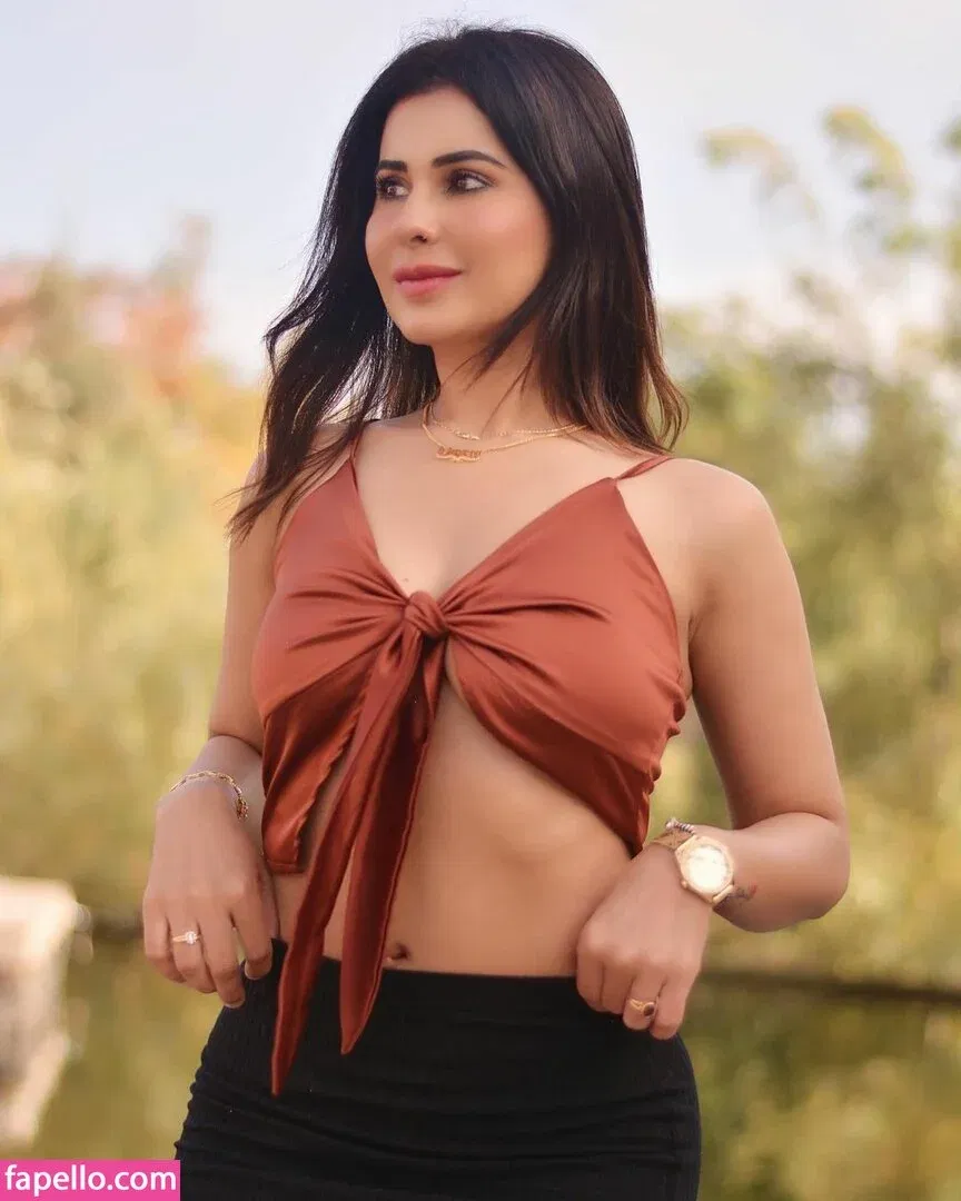 Meetii Kalher Onlyfans Photo Gallery 