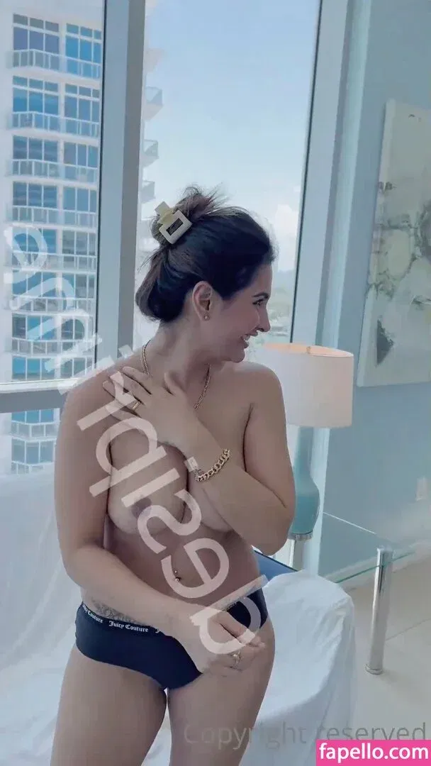 Meetii Kalher Onlyfans Photo Gallery 