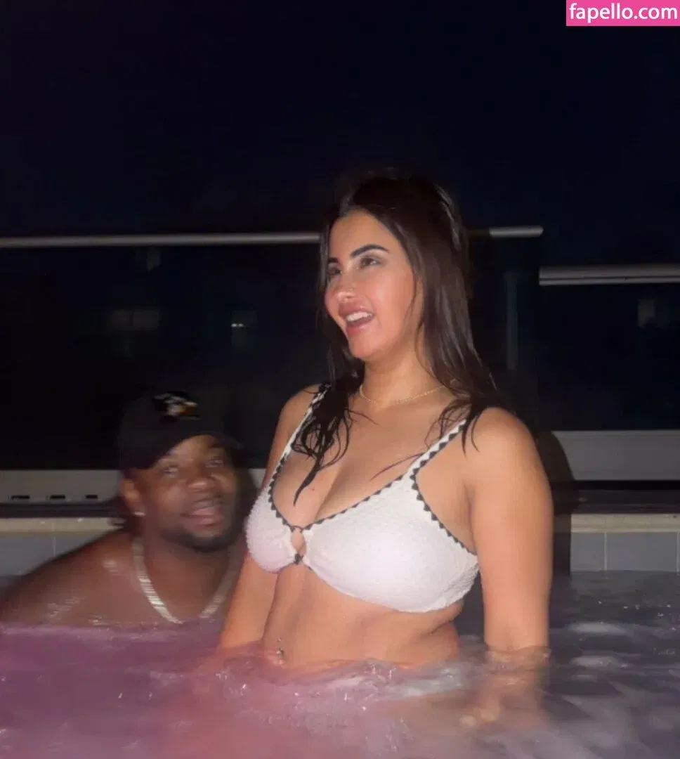 Meetii Kalher Onlyfans Photo Gallery 