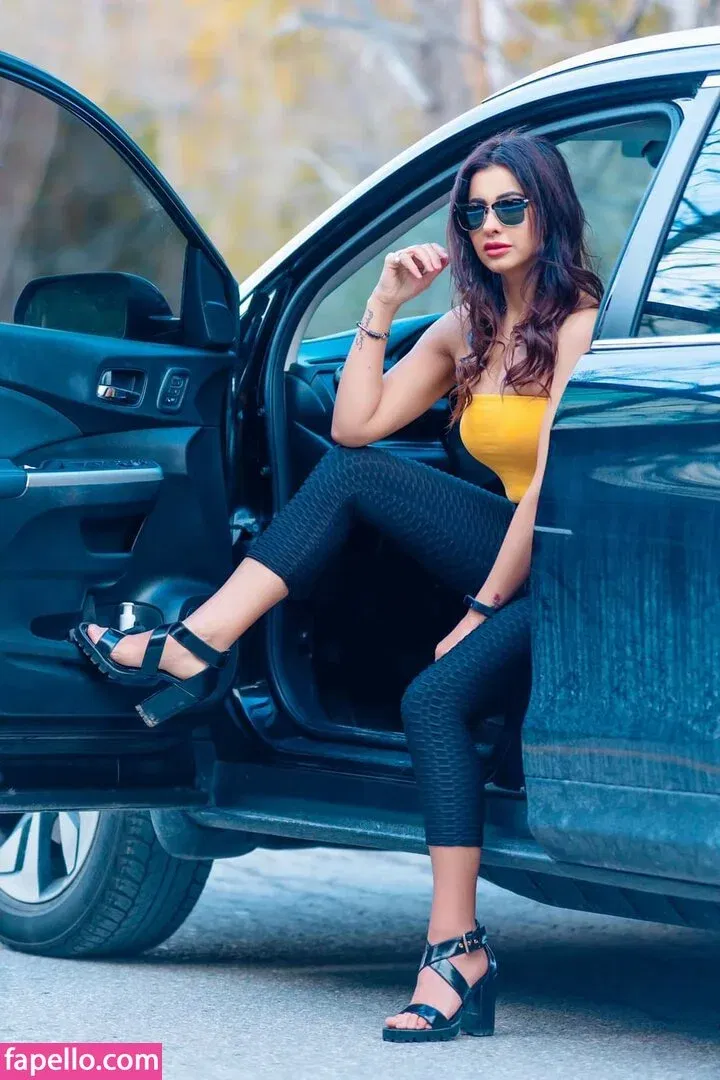 Meetii Kalher Onlyfans Photo Gallery 