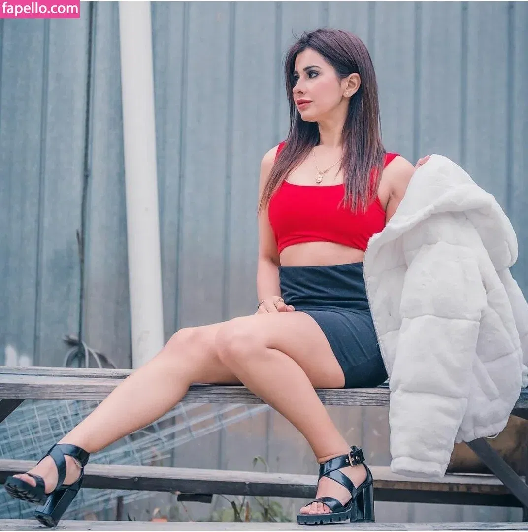 Meetii Kalher Onlyfans Photo Gallery 