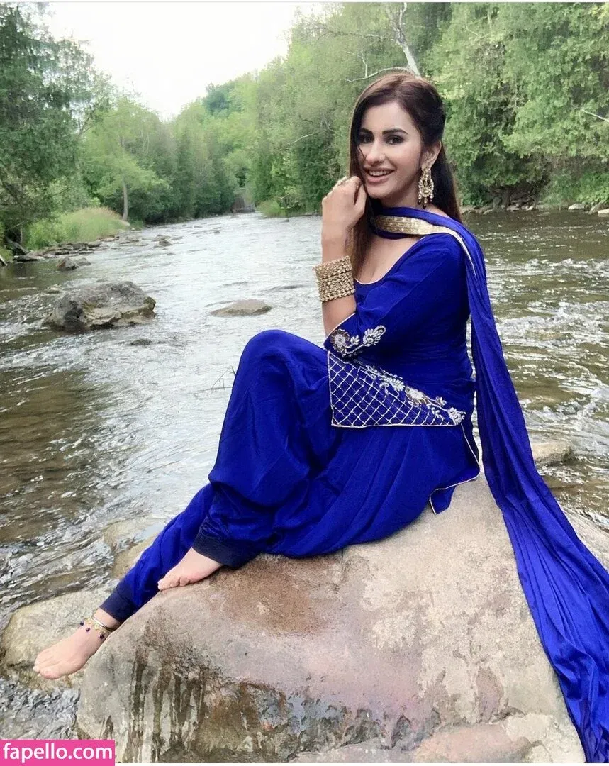 Meetii Kalher Onlyfans Photo Gallery 