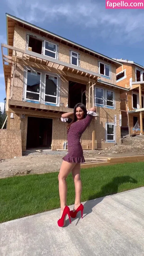 Meetii Kalher Onlyfans Photo Gallery 