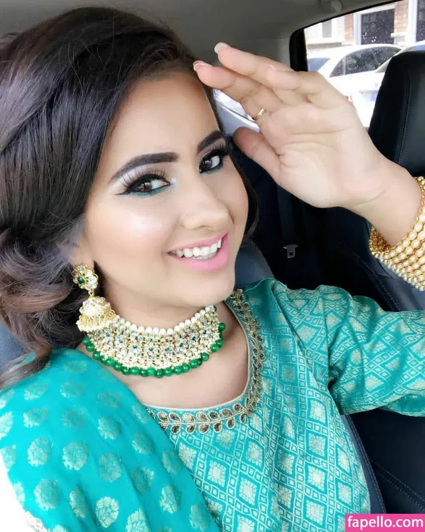 Meetii Kalher Onlyfans Photo Gallery 