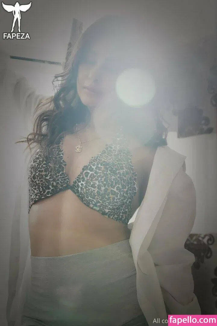 Meetii Kalher Onlyfans Photo Gallery 