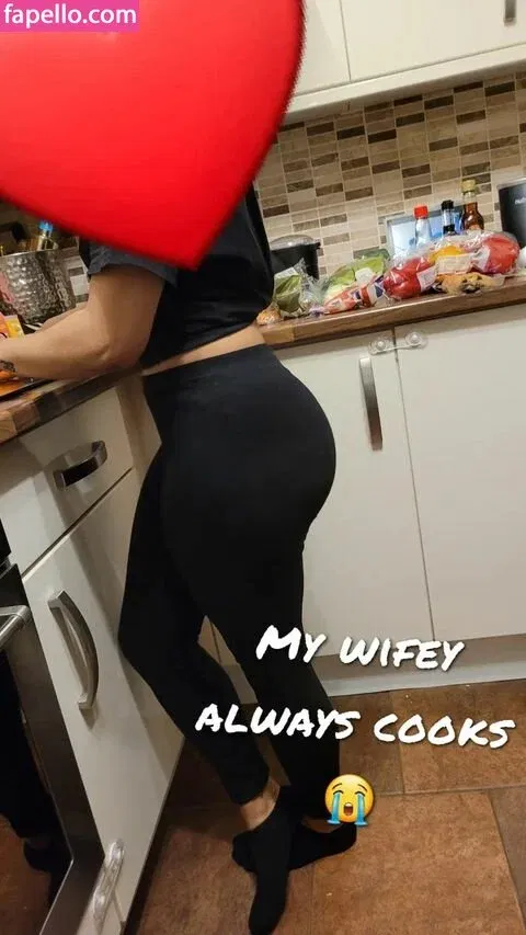 soffiigoddess / sofiaagoddess Onlyfans Photo Gallery 