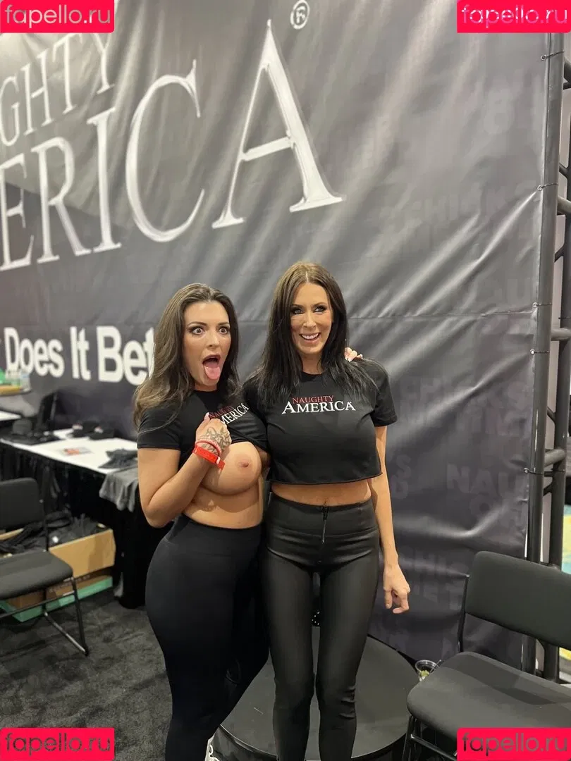 Elizabeth Skylar / elizabeth_skylar / liz_skylar / x_elizabeth_skylar_x Onlyfans Photo Gallery 