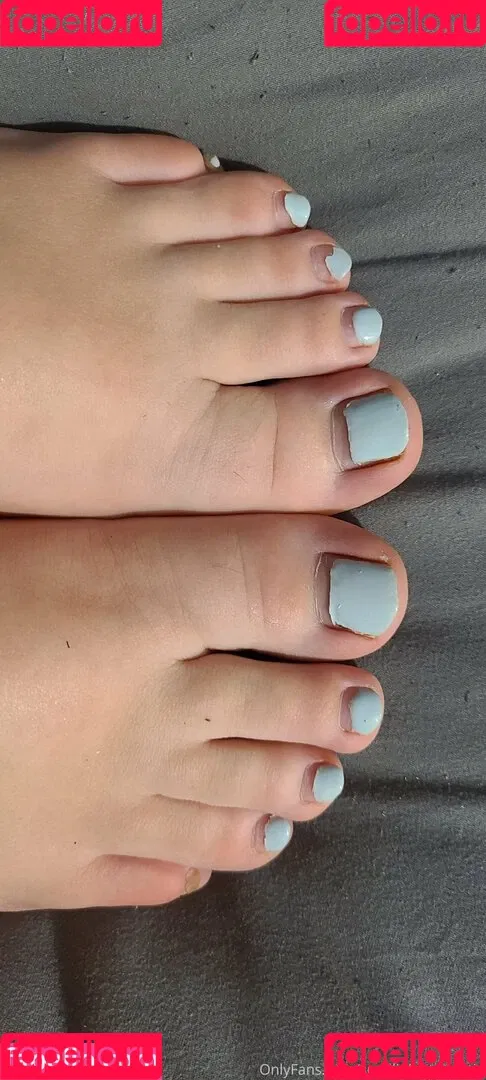 ieatmypancakeswithaspoon / smelliefeetsweetie Onlyfans Photo Gallery 