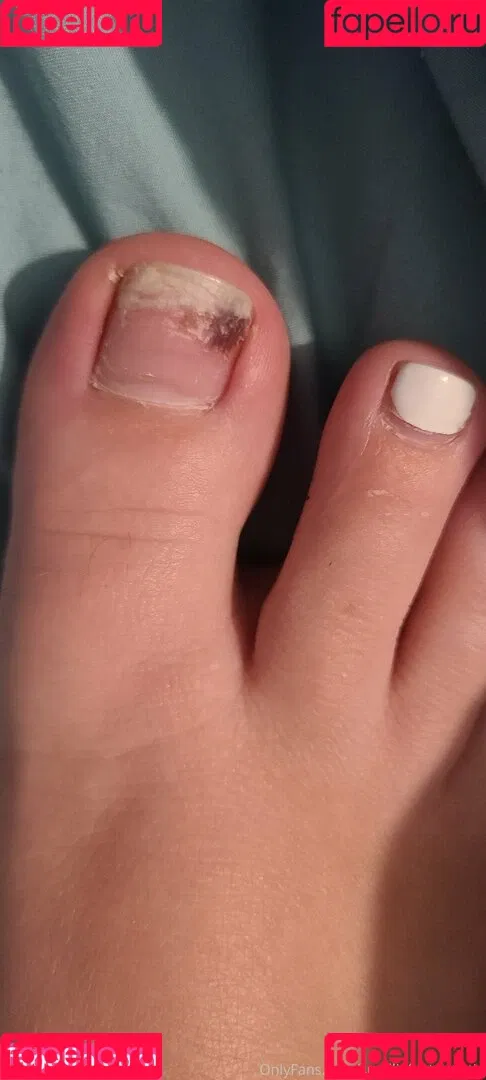 ieatmypancakeswithaspoon / smelliefeetsweetie Onlyfans Photo Gallery 