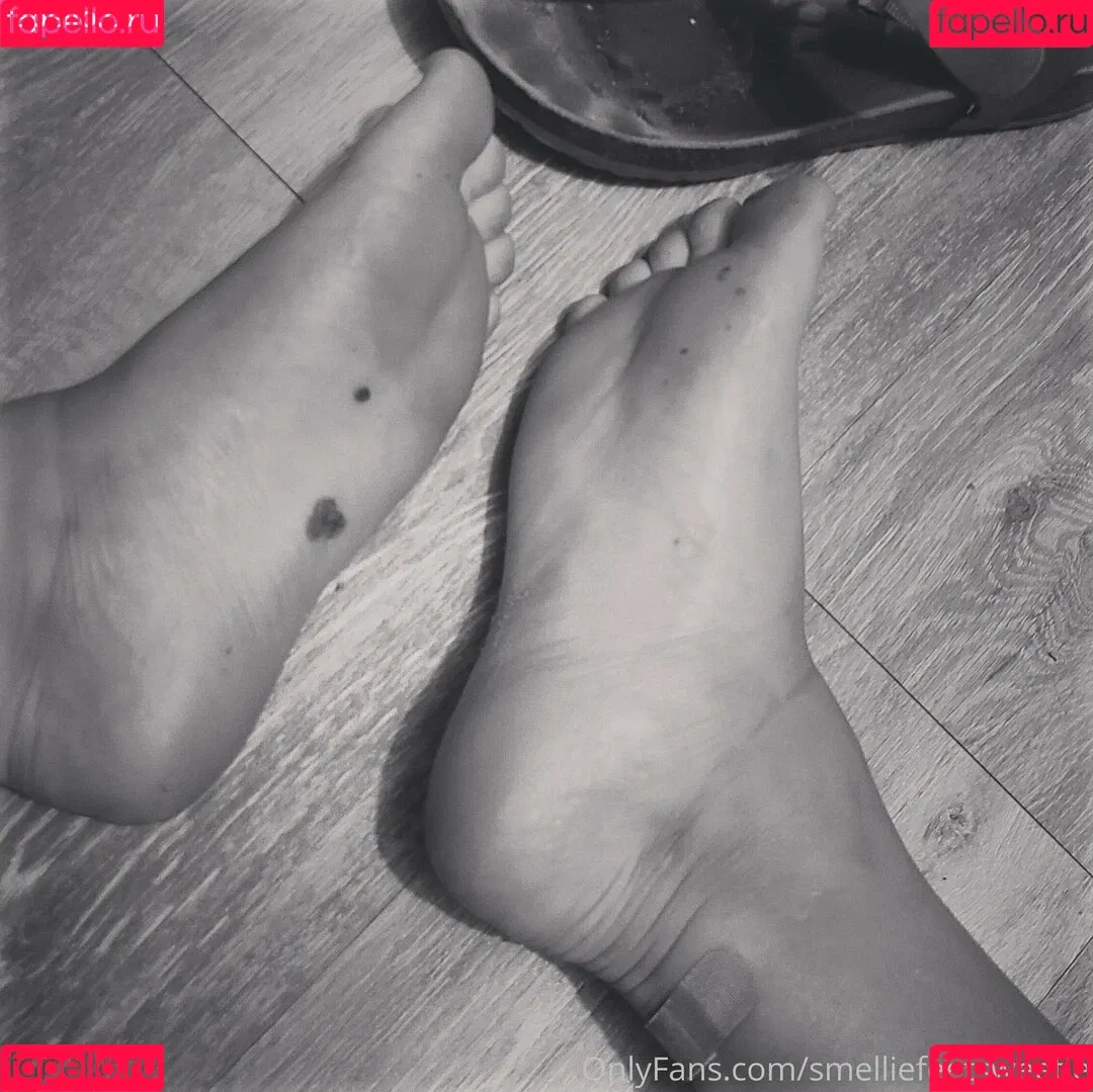 ieatmypancakeswithaspoon / smelliefeetsweetie Onlyfans Photo Gallery 