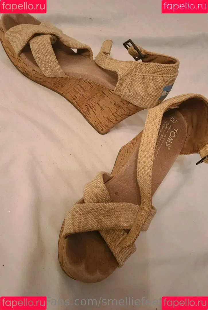 ieatmypancakeswithaspoon / smelliefeetsweetie Onlyfans Photo Gallery 