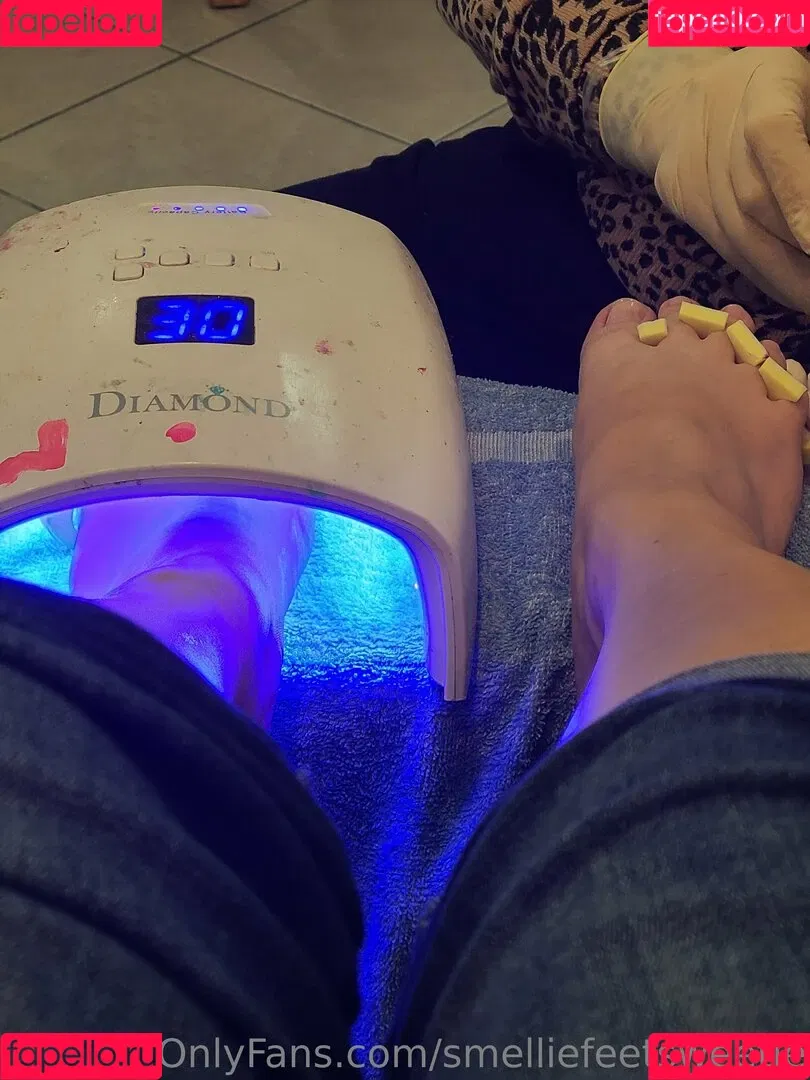 ieatmypancakeswithaspoon / smelliefeetsweetie Onlyfans Photo Gallery 