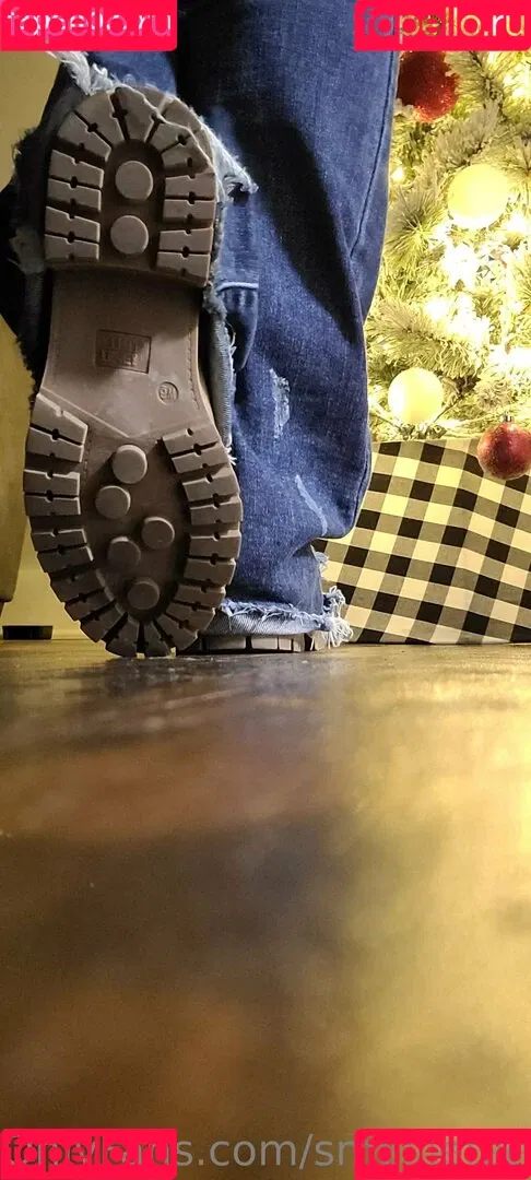 ieatmypancakeswithaspoon / smelliefeetsweetie Onlyfans Photo Gallery 