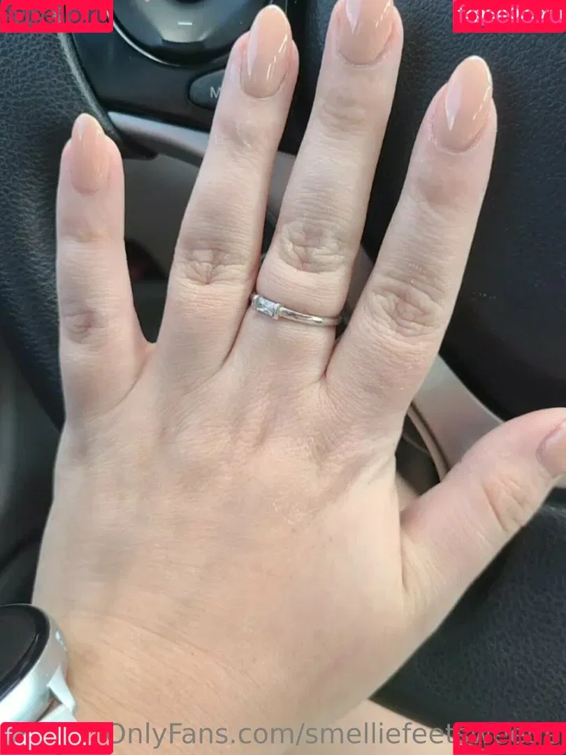 ieatmypancakeswithaspoon / smelliefeetsweetie Onlyfans Photo Gallery 