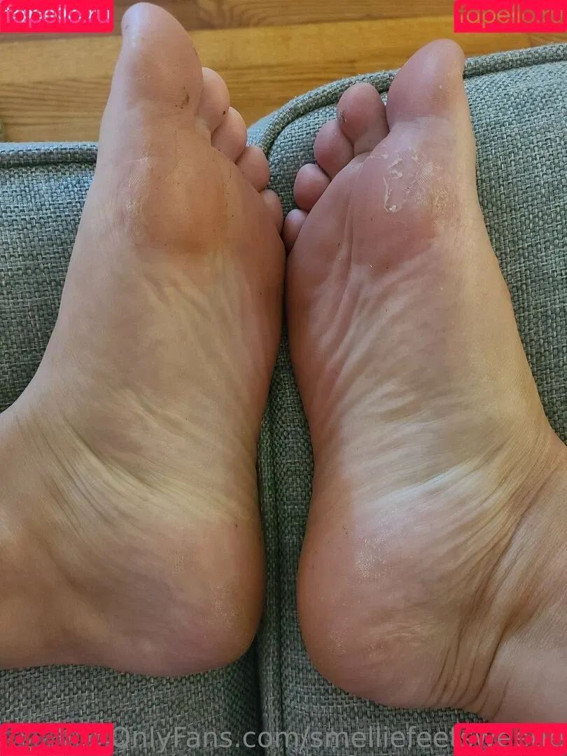 ieatmypancakeswithaspoon / smelliefeetsweetie Onlyfans Photo Gallery 
