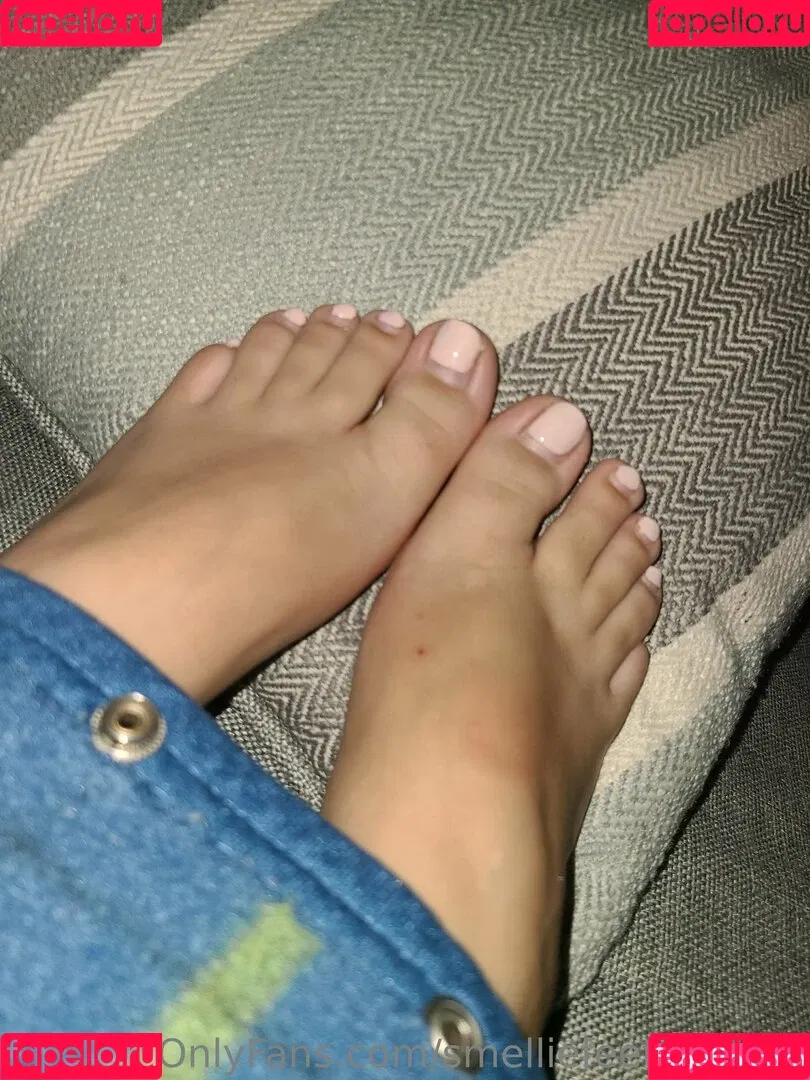 ieatmypancakeswithaspoon / smelliefeetsweetie Onlyfans Photo Gallery 