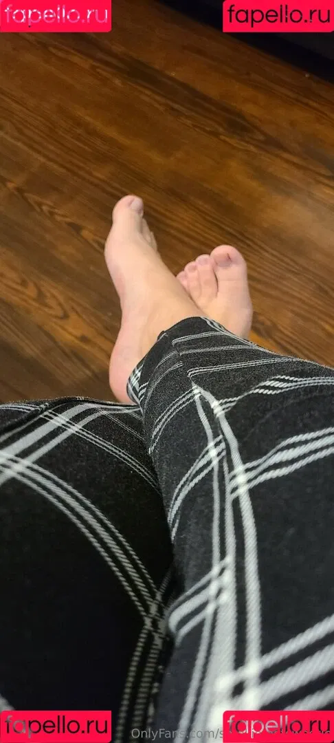 ieatmypancakeswithaspoon / smelliefeetsweetie Onlyfans Photo Gallery 