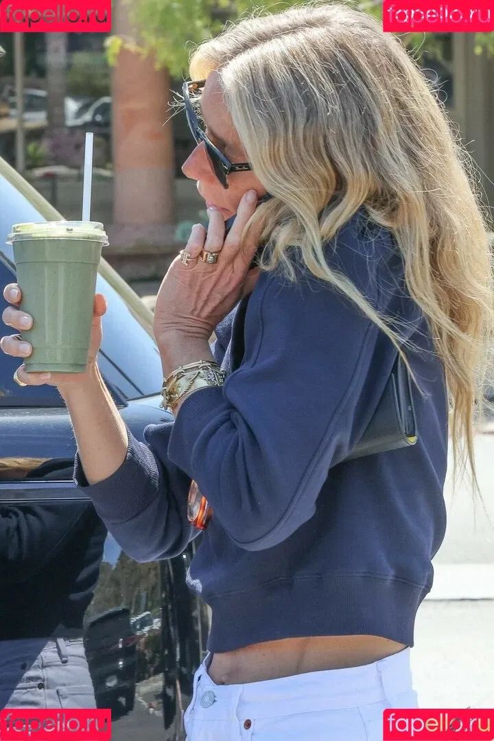 Gwyneth Paltrow / GwynethPaltrow Onlyfans Photo Gallery 