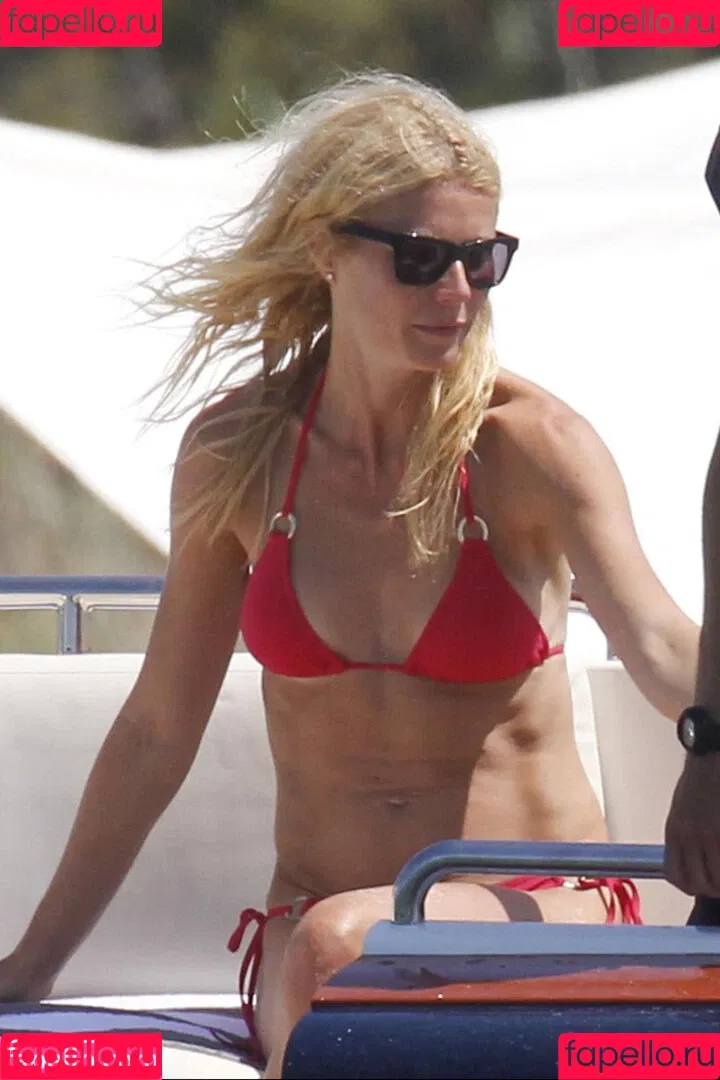 Gwyneth Paltrow / GwynethPaltrow Onlyfans Photo Gallery 