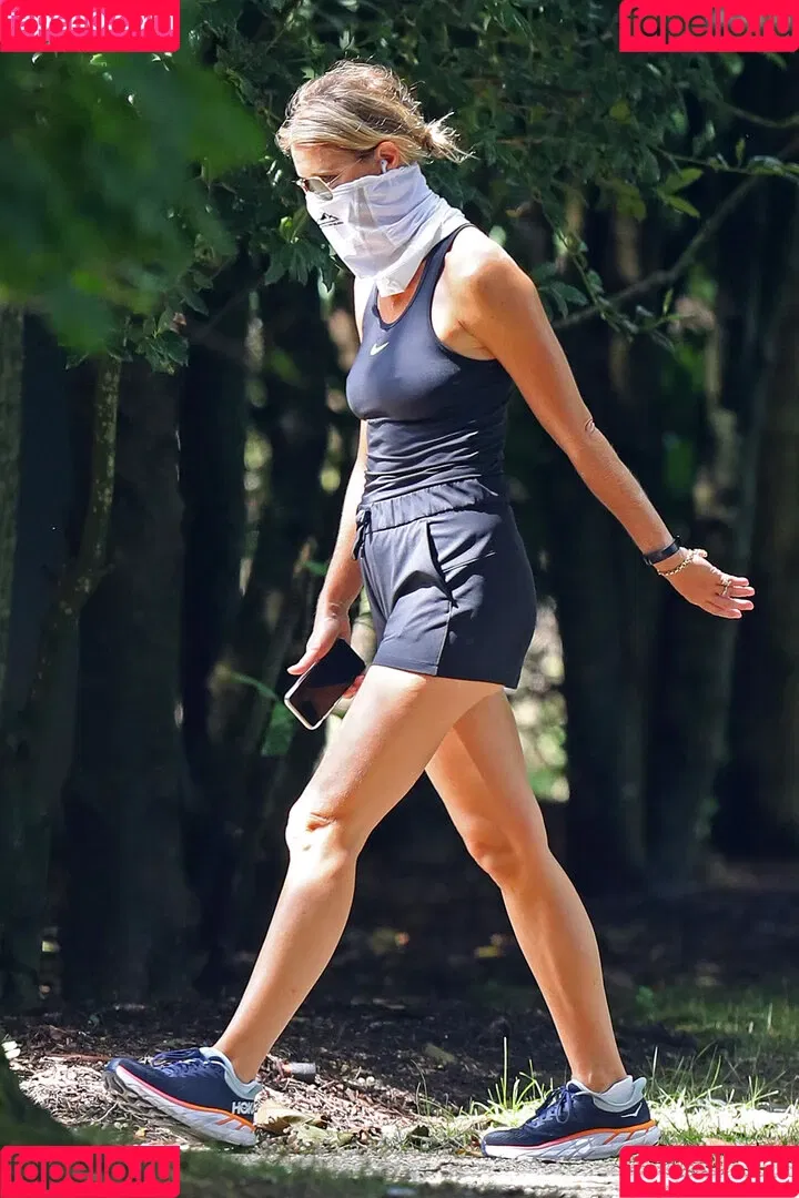 Gwyneth Paltrow / GwynethPaltrow Onlyfans Photo Gallery 