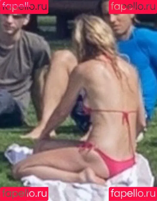 Gwyneth Paltrow / GwynethPaltrow Onlyfans Photo Gallery 