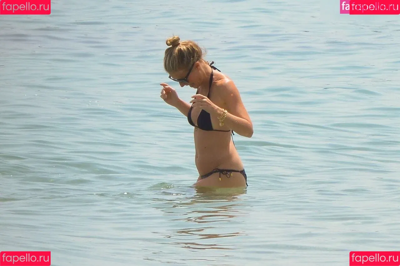 Gwyneth Paltrow / GwynethPaltrow Onlyfans Photo Gallery 