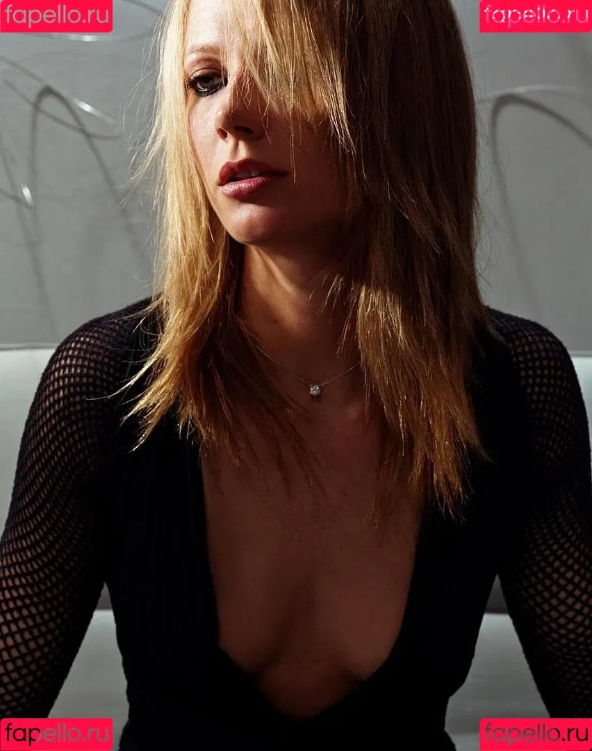 Gwyneth Paltrow / GwynethPaltrow Onlyfans Photo Gallery 
