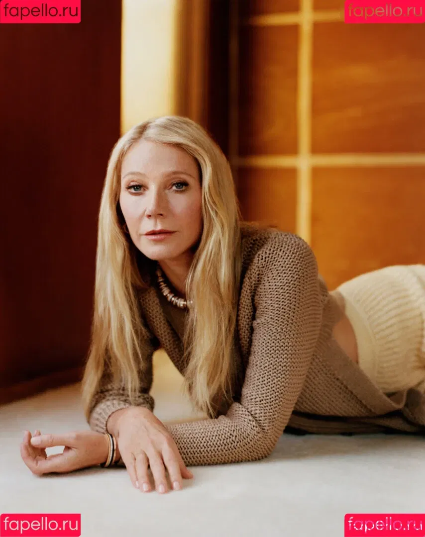 Gwyneth Paltrow / GwynethPaltrow Onlyfans Photo Gallery 