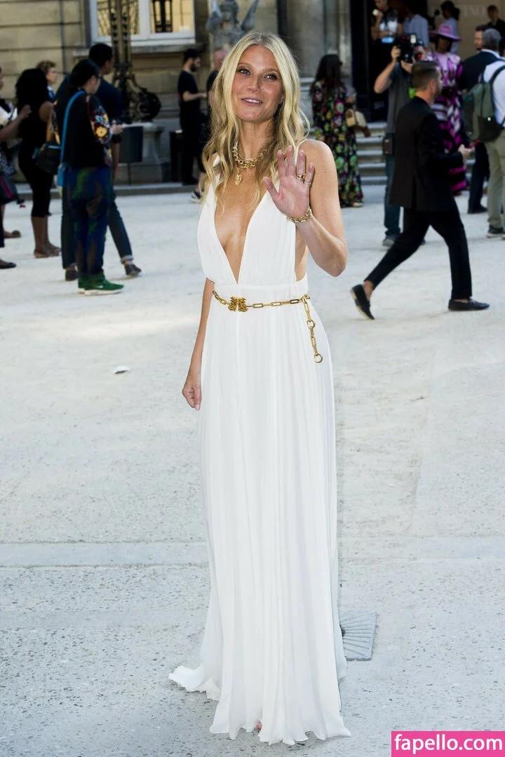 Gwyneth Paltrow / GwynethPaltrow Onlyfans Photo Gallery 