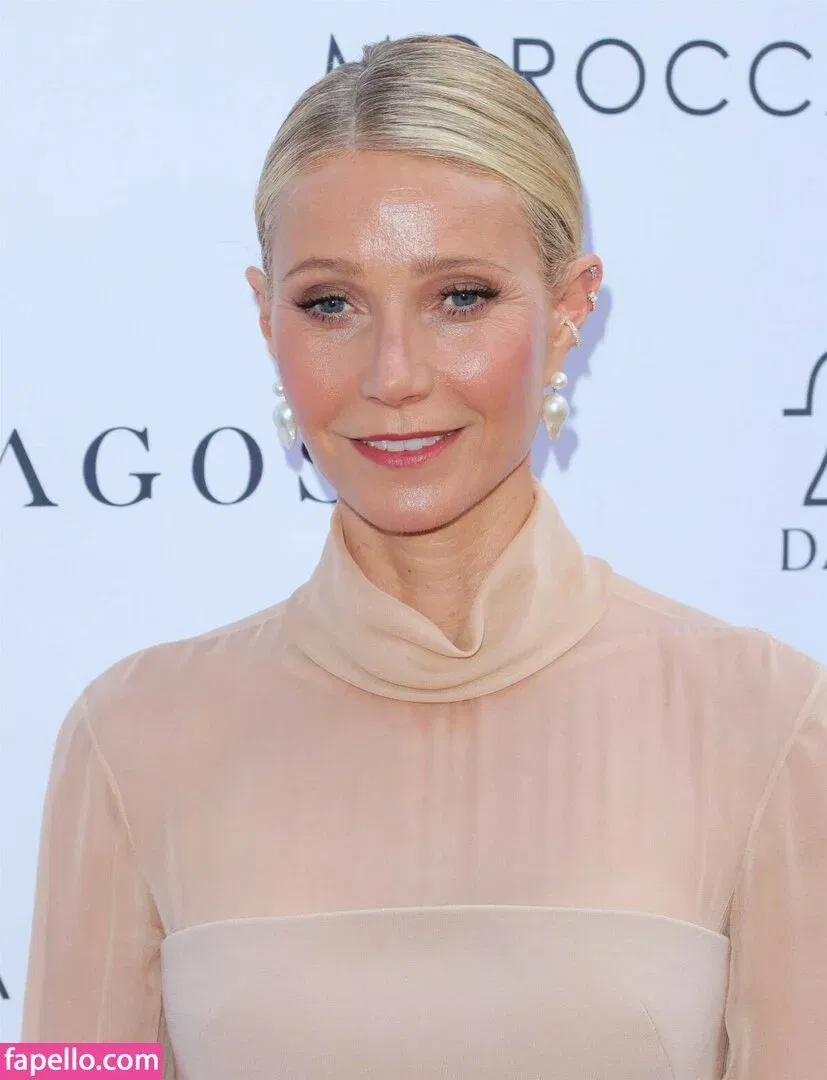 Gwyneth Paltrow / GwynethPaltrow Onlyfans Photo Gallery 