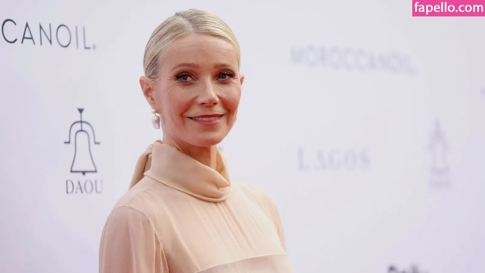 Gwyneth Paltrow / GwynethPaltrow Onlyfans Photo Gallery 