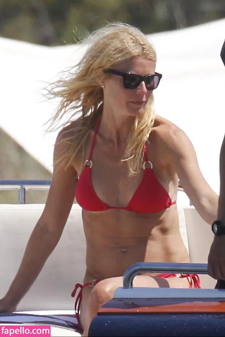 Gwyneth Paltrow / GwynethPaltrow Onlyfans Photo Gallery 