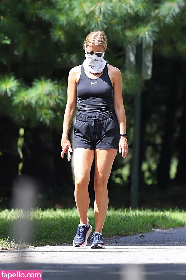 Gwyneth Paltrow / GwynethPaltrow Onlyfans Photo Gallery 