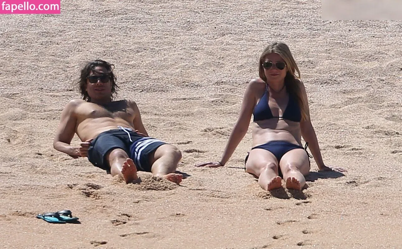 Gwyneth Paltrow / GwynethPaltrow Onlyfans Photo Gallery 